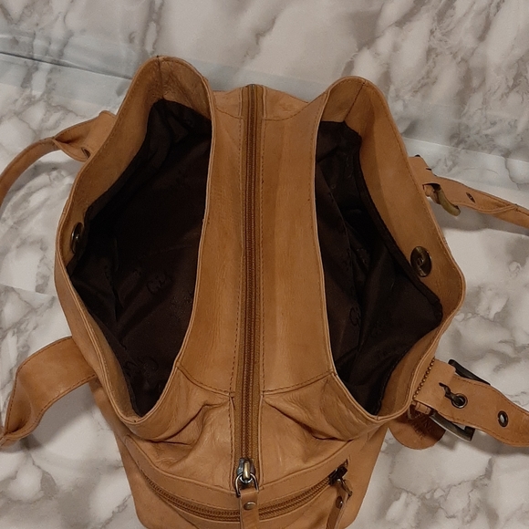 Gigi Leather Purse - Picture 5 of 7